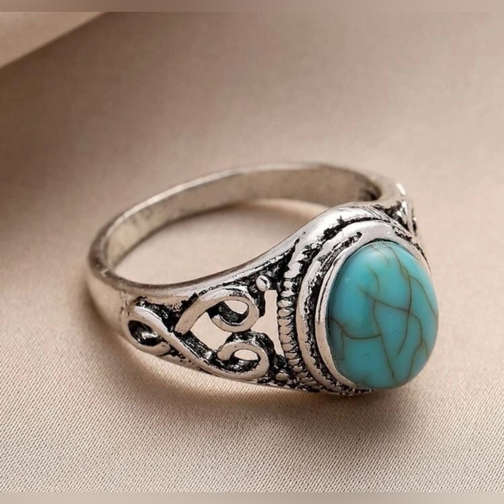 Faux Turquoise Antiqued Silver Ring - Picture 2 of 6